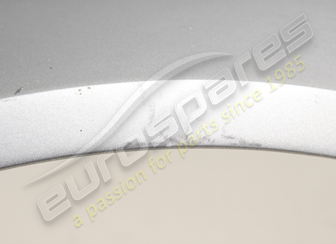 damaged lamborghini left front fender. part number 4t0821021d (4)