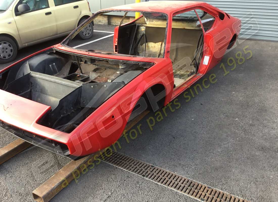 used eurospares ferrari 308 gt4 dino (1979) rhd bodyshell & chassis part number eap1390100