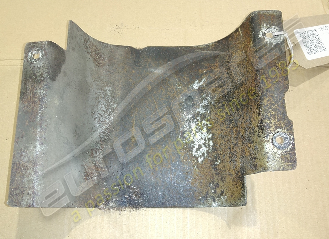 damaged ferrari starter motor heat shield. part number 165895 (4)