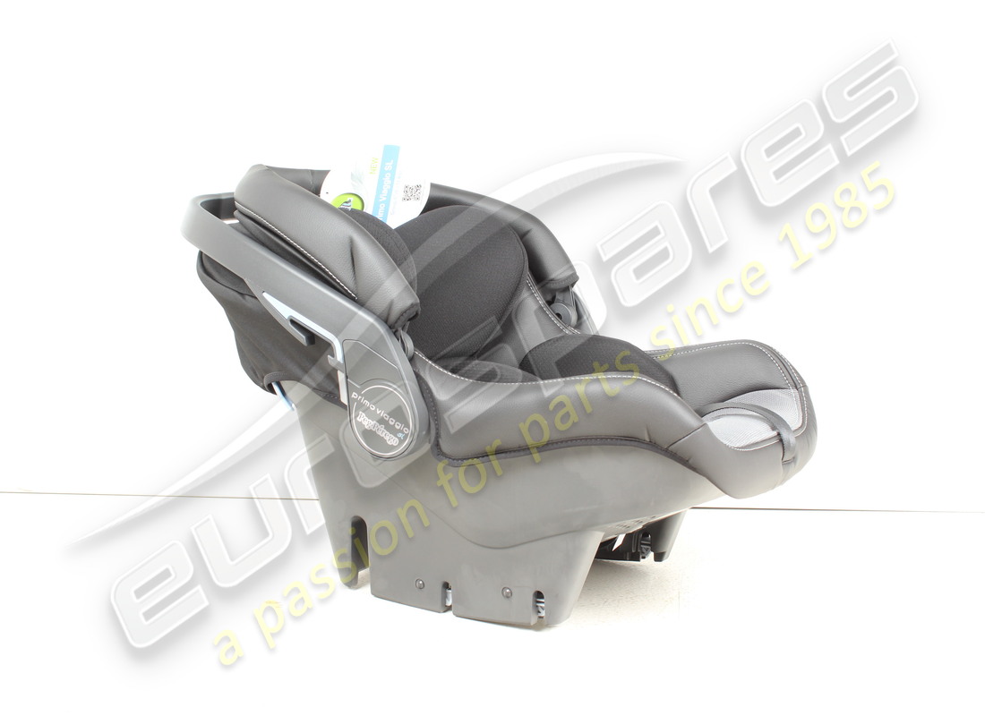 new maserati universal isofix child seat (gr.0+). part number 940000420 (2)