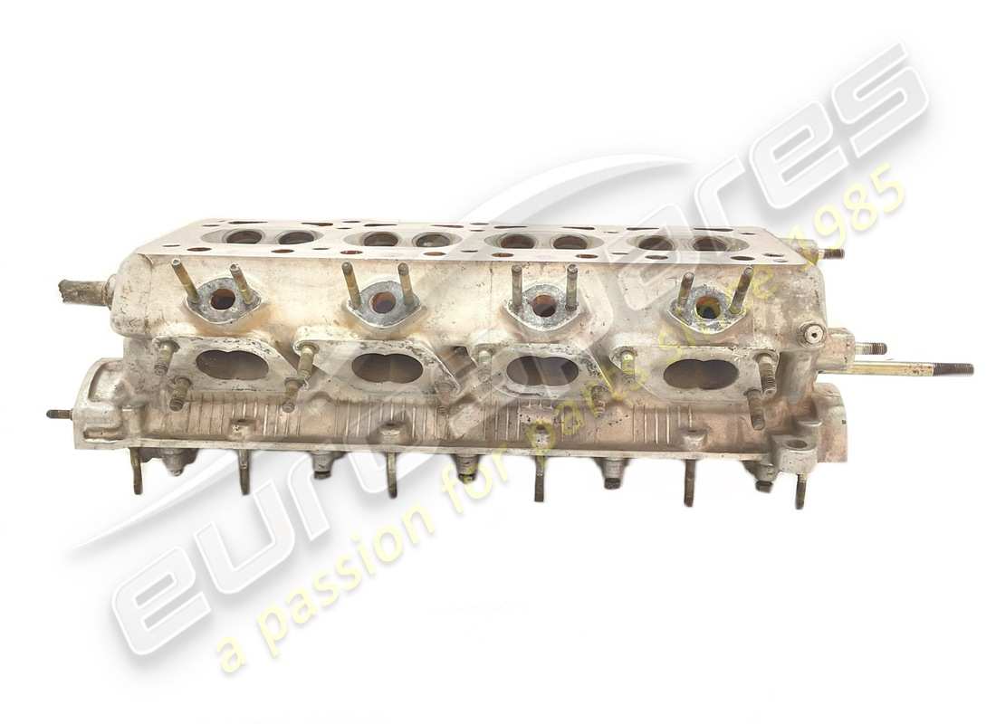 used ferrari rh cylinder head. part number 117749 (4)